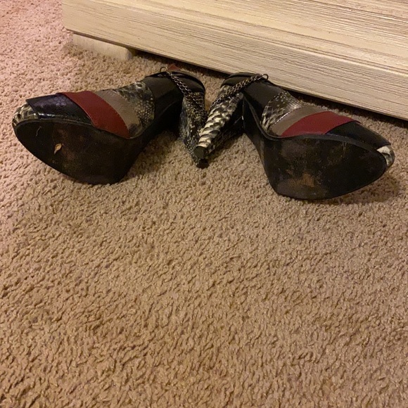 BKE multi colored Heels - Picture 6 of 6